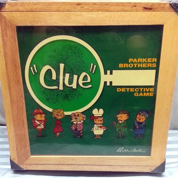 Clue Nostalgia Games Series Wooden Box - Picture 1 of 3